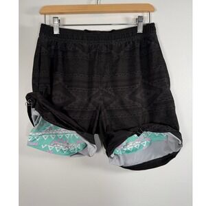 Chubbies Shorts Men Medium 7" Inseam Black Geometric Compression Liner EUC